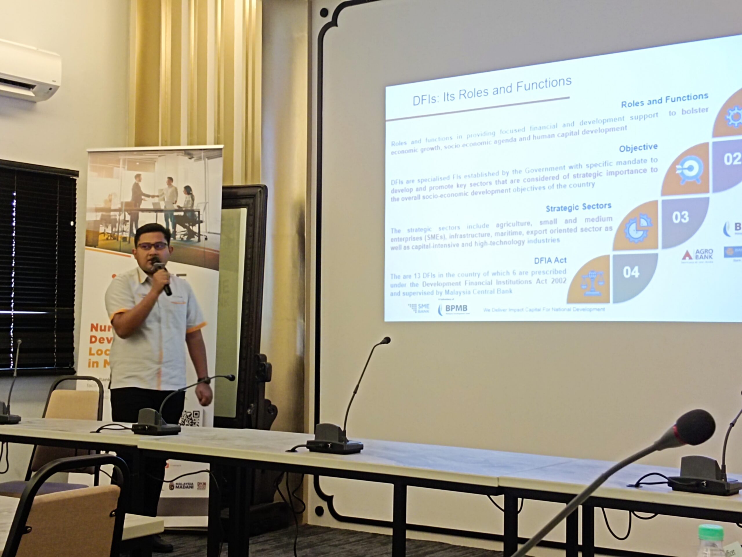 filter: 0; fileterIntensity: 0.0; filterMask: 0; captureOrientation: 0; module: photo; 
hw-remosaic: false; 
touch: (-1.0, -1.0); 
modeInfo: ; 
sceneMode: 32768; 
cct_value: 3669; 
AI_Scene: (12, 0); 
aec_lux: 78.0; 
aec_lux_index: 0; 
hist255: 0.0; 
hist252~255: 0.0; 
hist0~15: 0.0; 
albedo:  ; 
confidence:  ; 
motionLevel: 0; 
weatherinfo: null; 
temperature: 28;